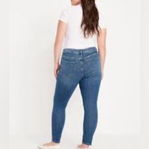 Old Navy Rockstar Super Skinny High Rise